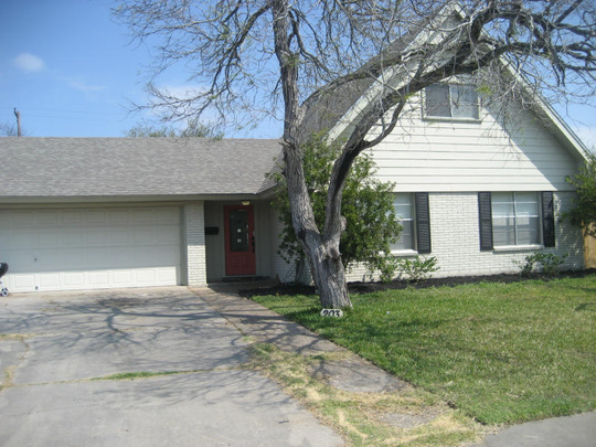 2513 Bayhouse