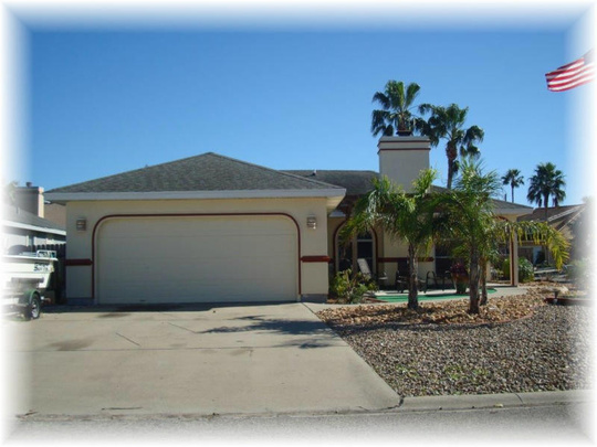2513 Bayhouse