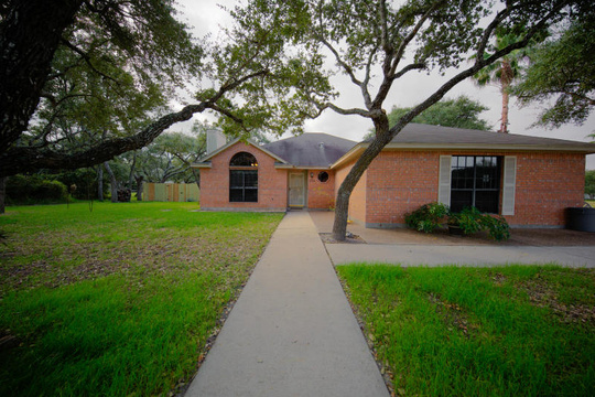 1404 Mazatlan Dr