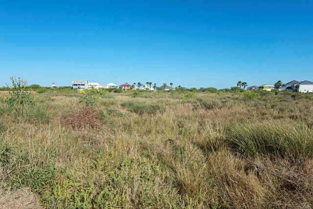 17 Peet's Bend, Rockport, TX 78382
