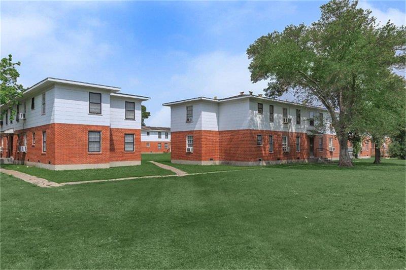 100 Buccaneer Drive, Corpus Christi, TX 78411