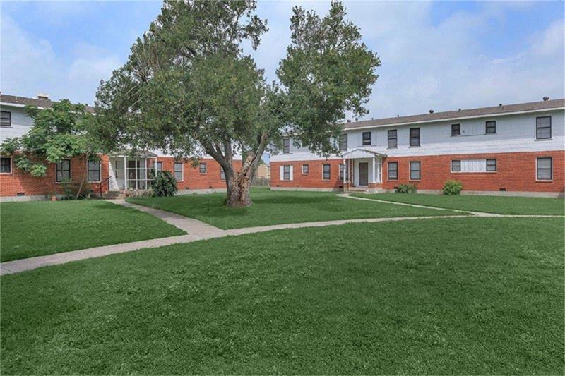 100 Buccaneer Drive, Corpus Christi, TX 78411