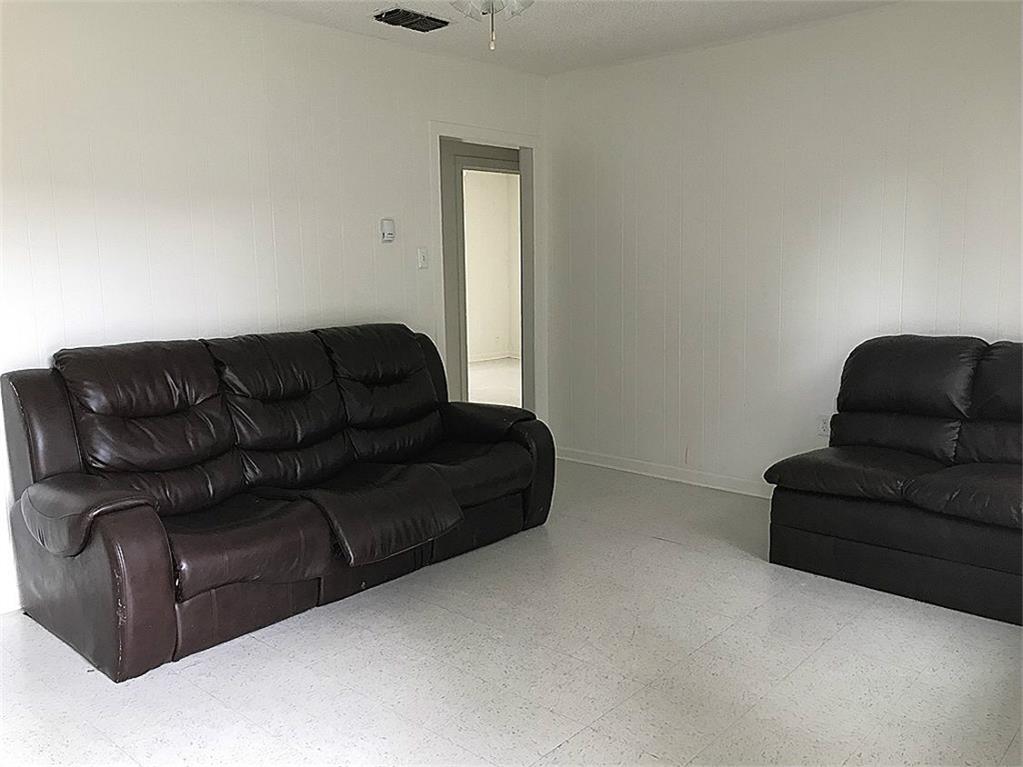 4625 Kostoryz Road, Corpus Christi, TX 78415