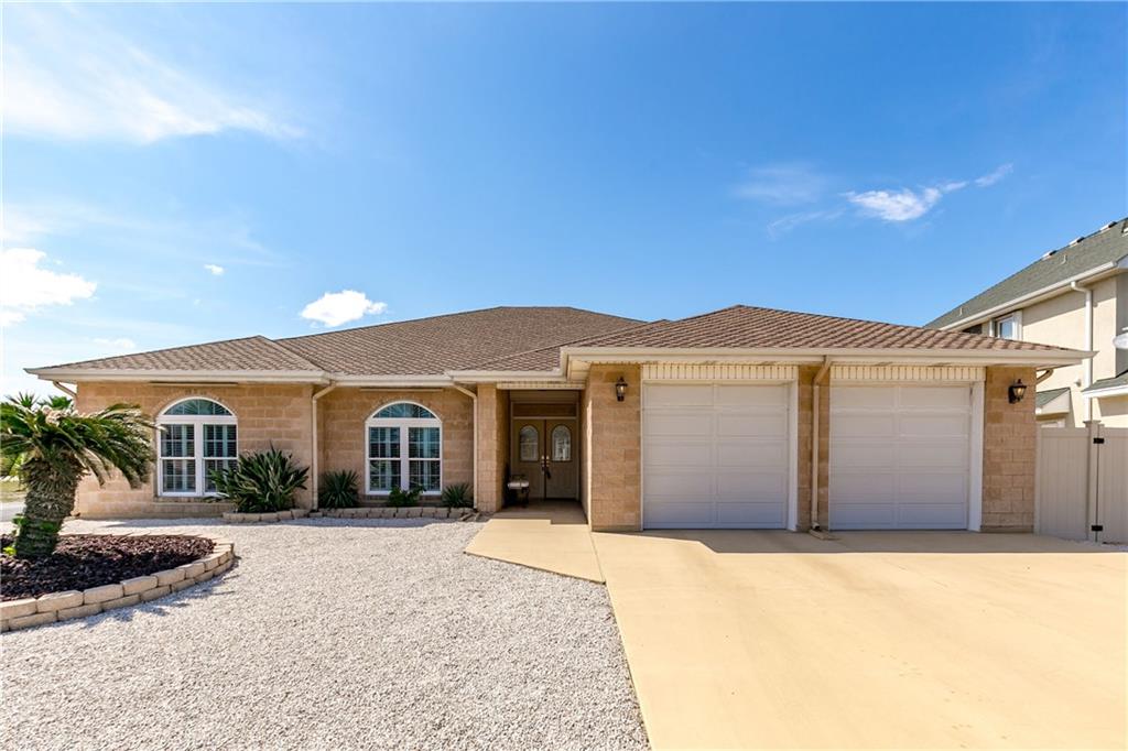 14102 Palo Seco Dr, Corpus Christi, TX 78418