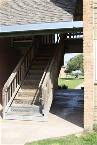 711 Glenoak Drive, Corpus Christi, TX 78418