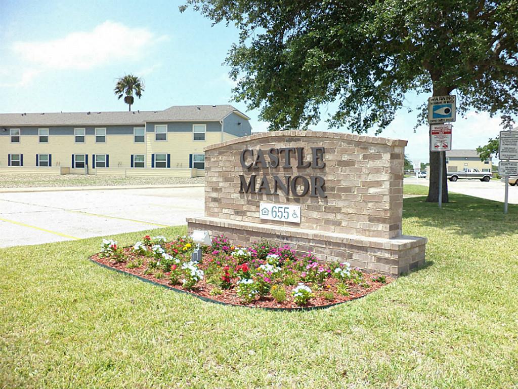 655 Castle Park Drive, Corpus Christi, TX 78418