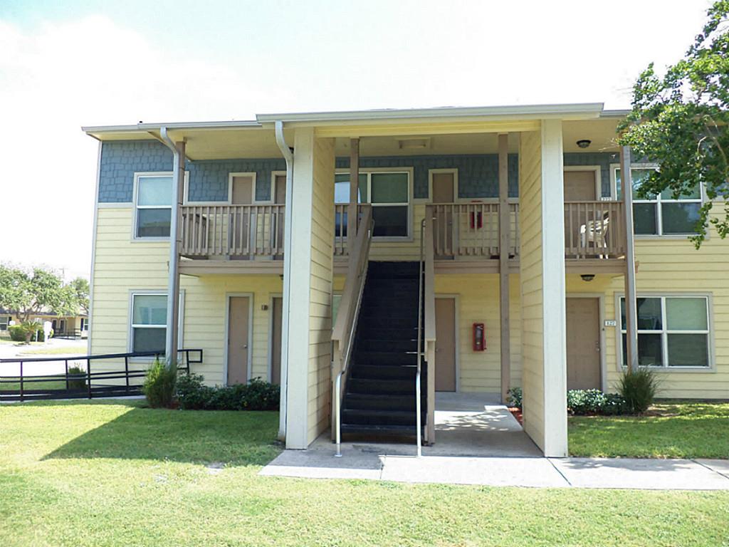 655 Castle Park Drive, Corpus Christi, TX 78418