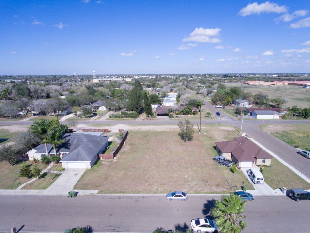 360 Silver Creek, Alamo, TX 78516