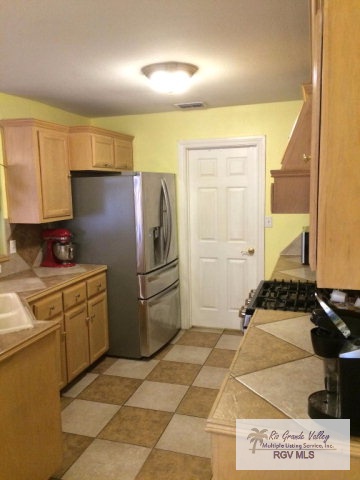 2865 FRANKFURT ST., Brownsville, TX 78520