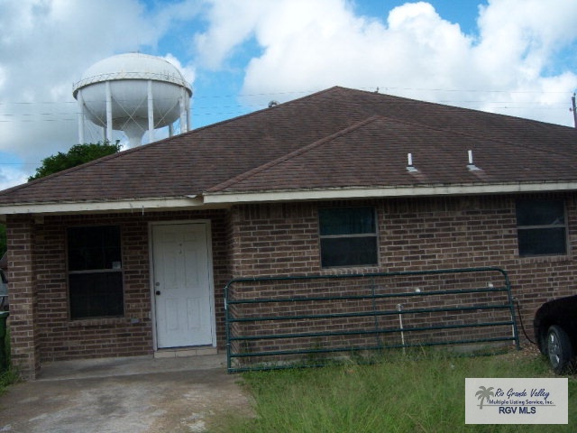 3024 STANOLIND AVE., Brownsville, TX 78520