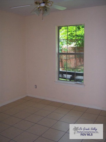 3024 STANOLIND AVE., Brownsville, TX 78520