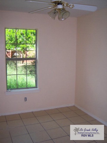3024 STANOLIND AVE., Brownsville, TX 78520