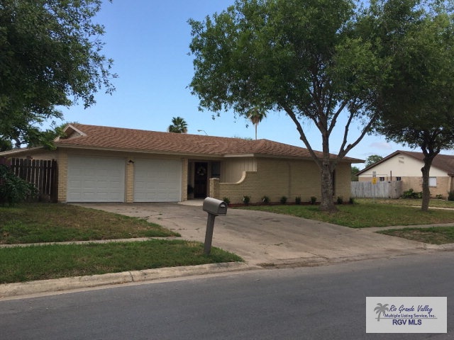 419 WINNEPEG AVE, Brownsville, TX 78526