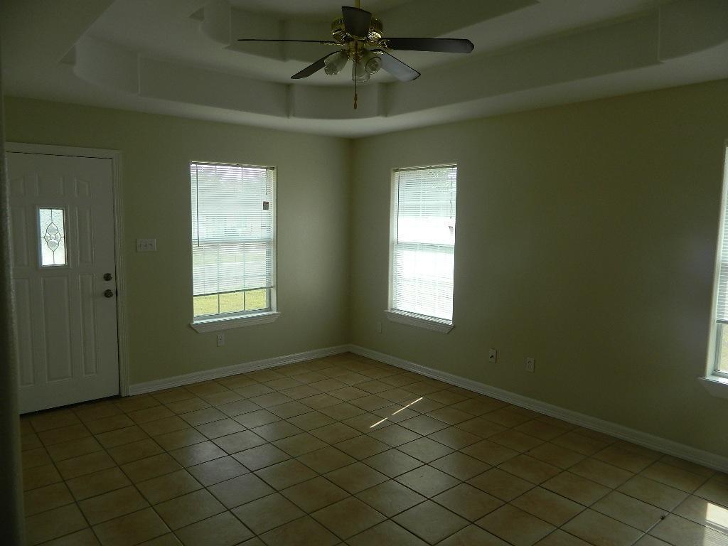 1100 E Santa Rosa, TX 78538