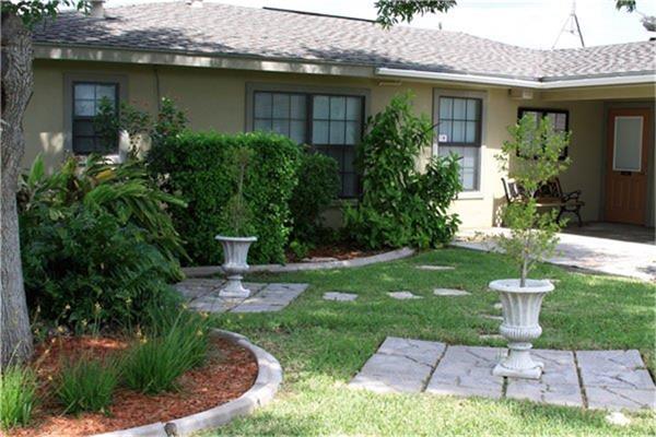 615 South F Street, Harlingen, TX 78550