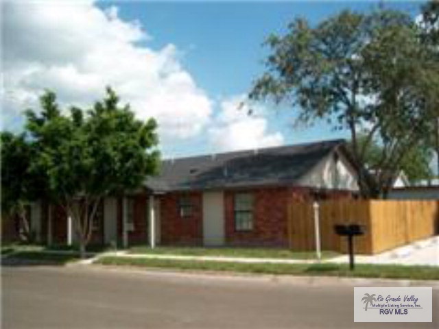 2009 NEW COMBES HWY, Harlingen, TX 78550