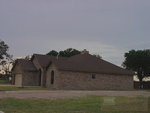 2021 STONEBRIAR DR., Harlingen, TX 78552