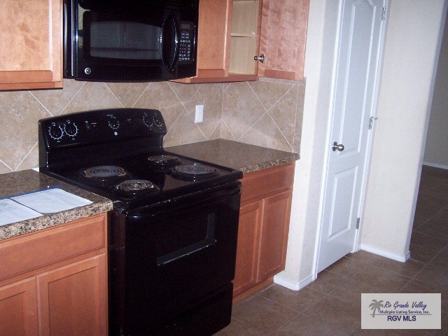 945 E. 6th street, Mercedes, TX 78570