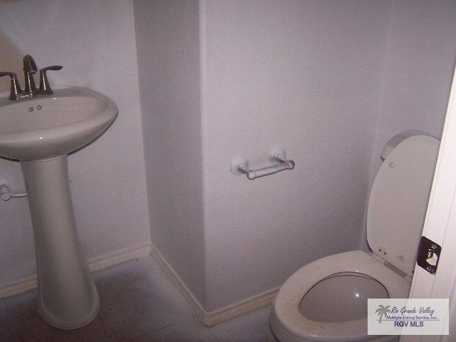 945 E. 6th street, Mercedes, TX 78570