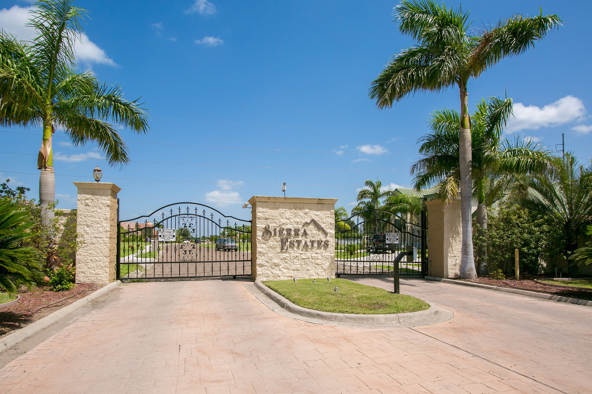 4313 Sierra Drive, Palmhurst, TX 78573