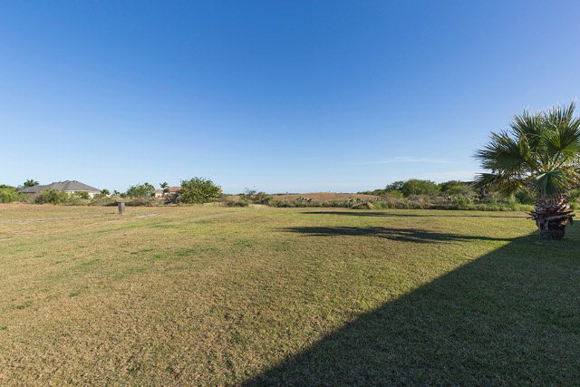 59 Torrey Pines Dr., Laguna Vista, TX 78578