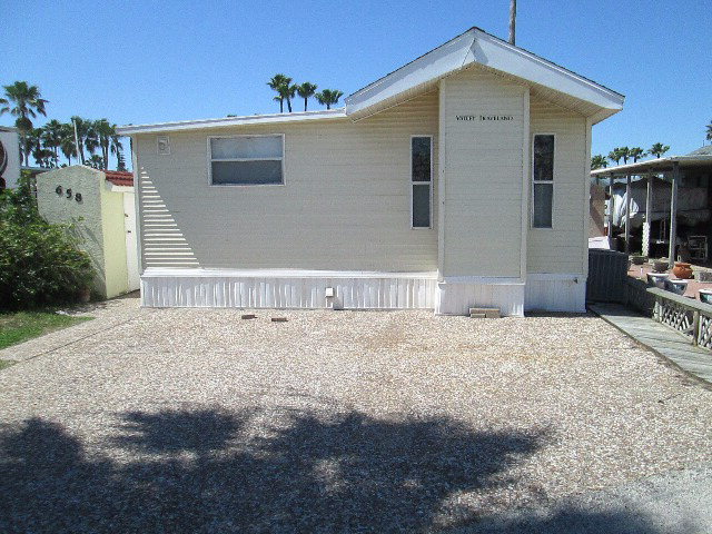 658 Sand Dollar Dr, Port Isabel, TX 78578