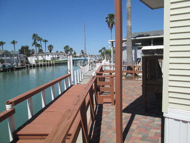 658 Sand Dollar Dr, Port Isabel, TX 78578