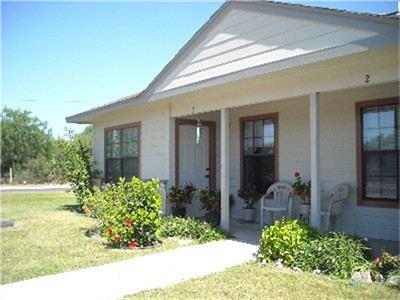 191 S Portaleza Avenue, Roma, TX 78584