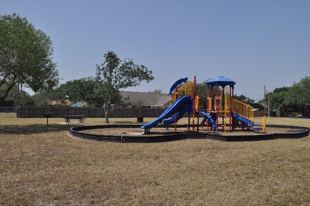 820 W 8th Street, San Juan, TX 78589
