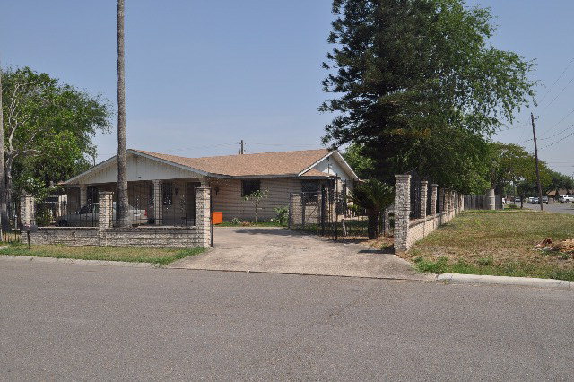 820 W 8th Street, San Juan, TX 78589