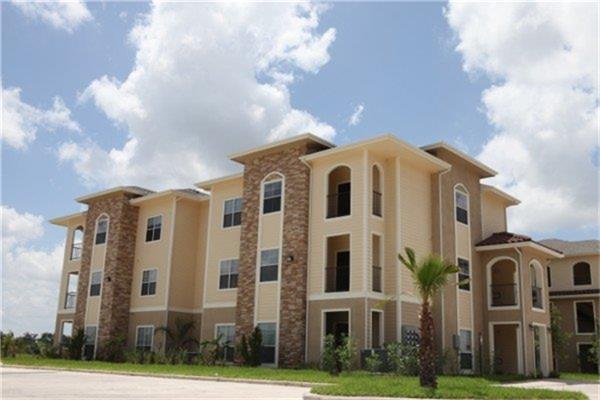 2101 W. Business 83, Weslaco, TX 78596