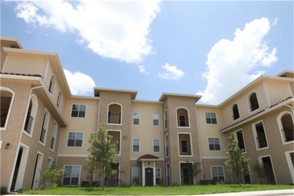2101 W. Business 83, Weslaco, TX 78596
