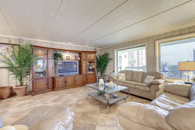 4201 Gulf Blvd., South Padre Island, TX 78597