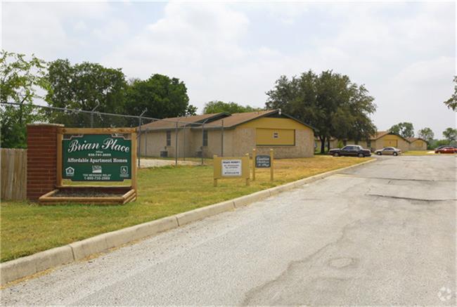 401 North Hwy 95, Elgin, TX 78602