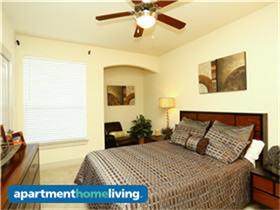 401 North Hwy 95, Elgin, TX 78602