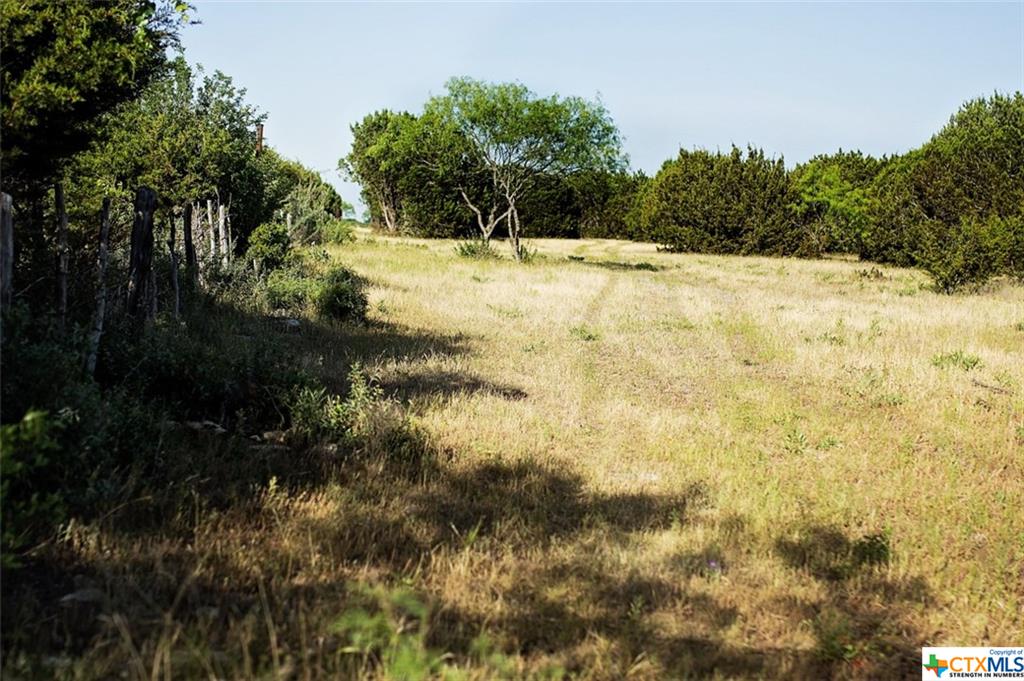 5800 County Road 254, Bertram, TX 78605