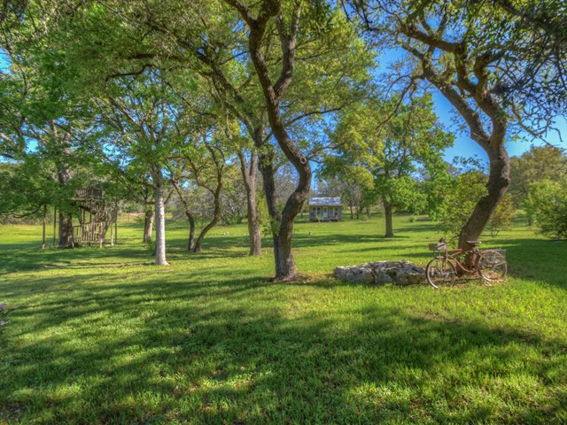 10156 Ranch Rd 1623, Blanco, TX 78606