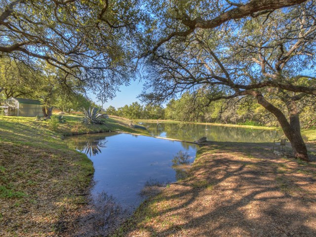 10156 Ranch Rd 1623, Blanco, TX 78606