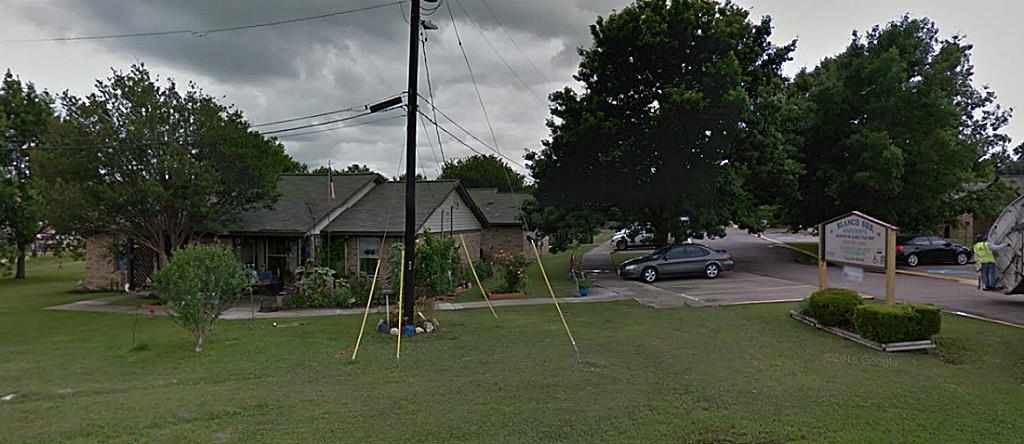380 Blanco Avenue, Blanco, TX 78606
