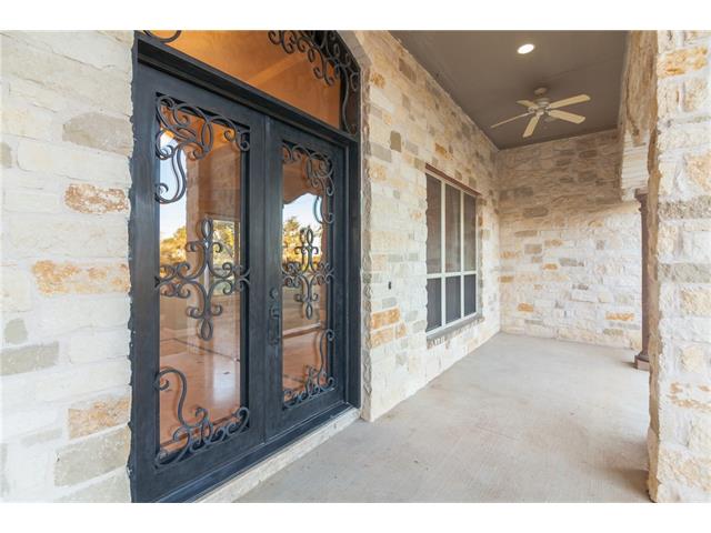 201 Oak Forest DR, Buda, TX 78610