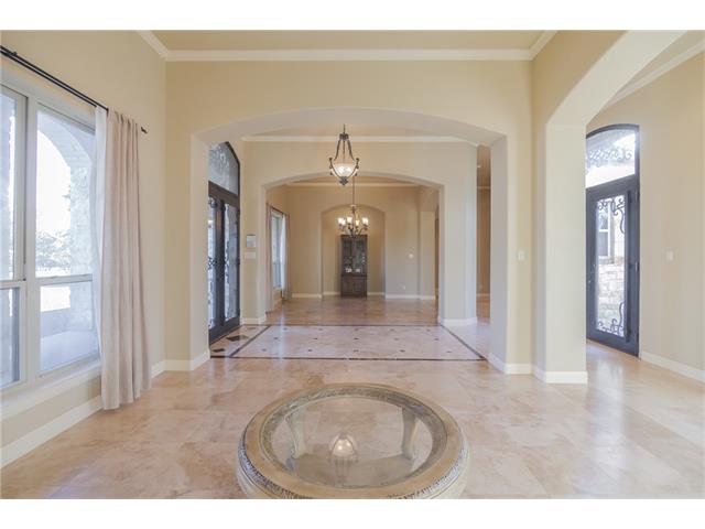 201 Oak Forest DR, Buda, TX 78610