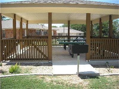 806 N Rhomberg Street, Burnet, TX 78611