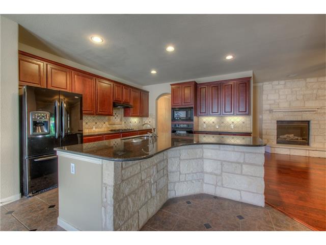 528 Victoria DR, Cedar Park, TX 78613