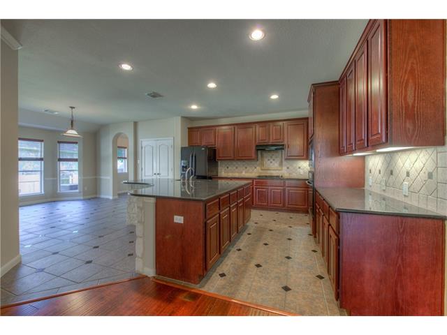 528 Victoria DR, Cedar Park, TX 78613