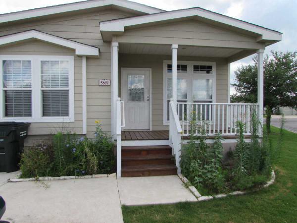 The Reserve at Oak Ranch  813-29185869 Arcadia CircleDel Valle, TX 78617