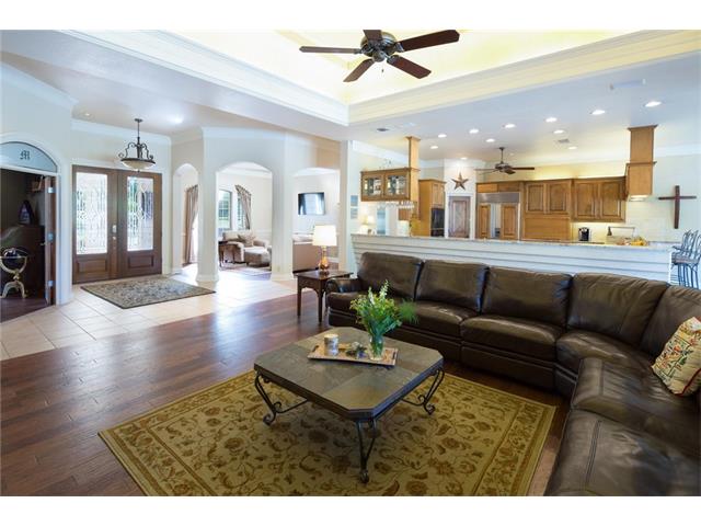 160 Cross Creek DR, Dripping Springs, TX 78620