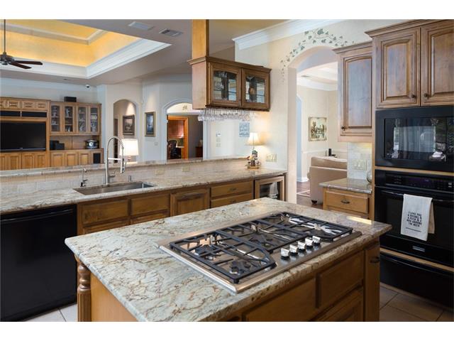 160 Cross Creek DR, Dripping Springs, TX 78620