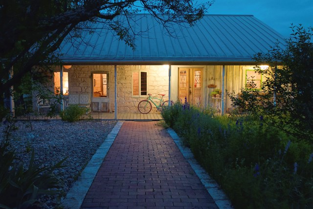 451 True Arrow Way, Fredericksburg, TX 78624