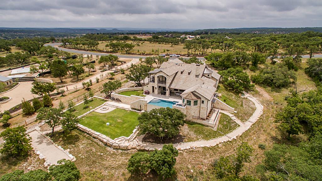 135 Boot Ranch Ridge, Fredericksburg, TX 78624