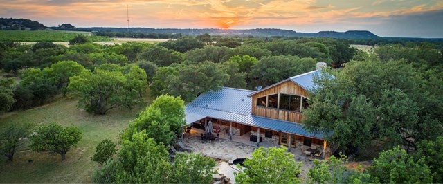 241 Monster Buck Trail, Fredericksburg, TX 78624